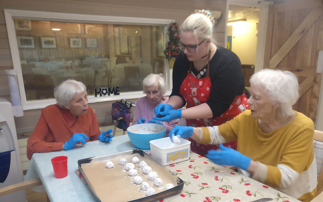 Festive baking and birthday cakes at Lulworth House Residential Care Home