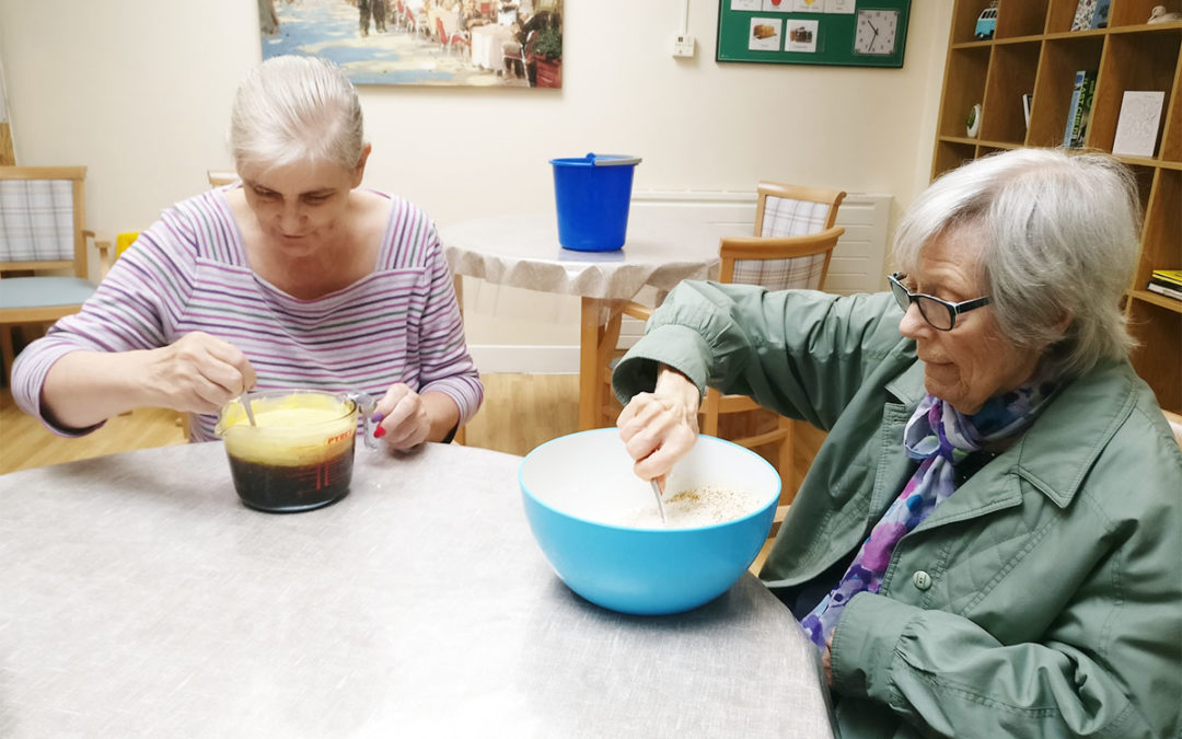 Lulworth House Residential Care Home residents make Parkin and cheese rounds