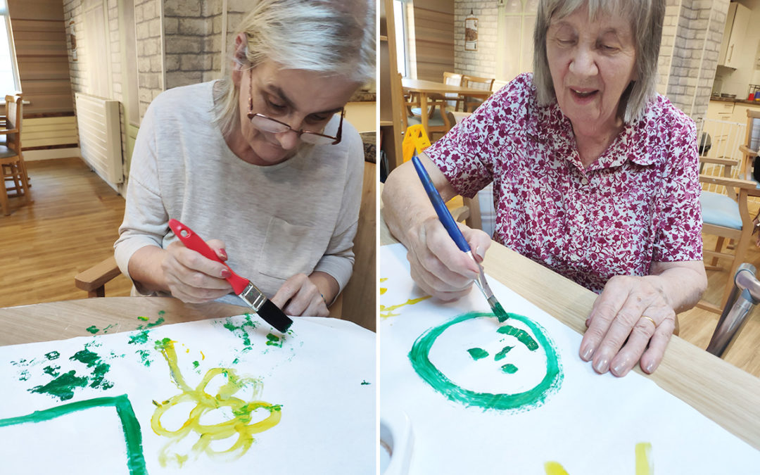 Lulworth House Residential Care Home residents celebrate Picasso